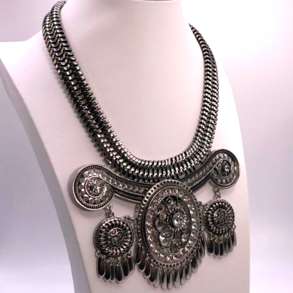 Statement Silver Color Necklace - image 1